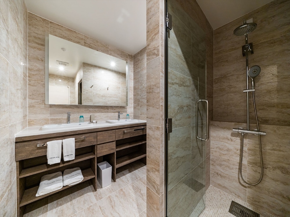 別館 デラックステラスツイン - 4ベッド 禁煙 6 名利用 バスルーム0 | ロイヤルビューホテル美ら海