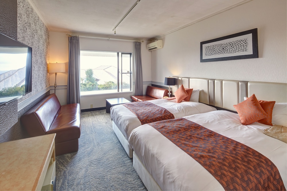 本館 スタンダードツイン 禁煙 2名利用 | ロイヤルビューホテル美ら海