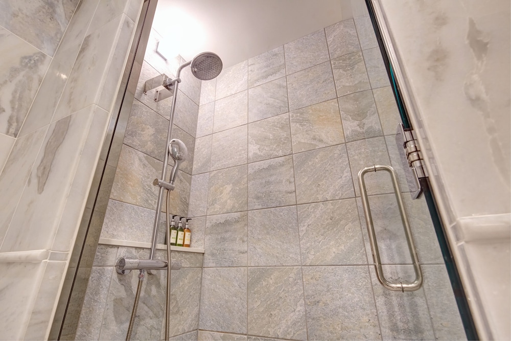 別館 スーペリアテラスツイン 禁煙 2名利用 客室の設備とサービス2 | ロイヤルビューホテル美ら海