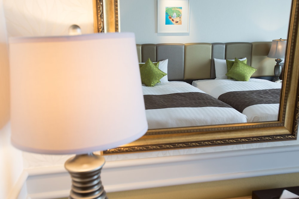 客室1 | ロイヤルビューホテル美ら海