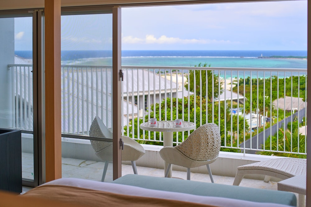 別館 デラックステラスツイン - 4ベッド 禁煙 6 名利用 部屋からの景観0 | ロイヤルビューホテル美ら海