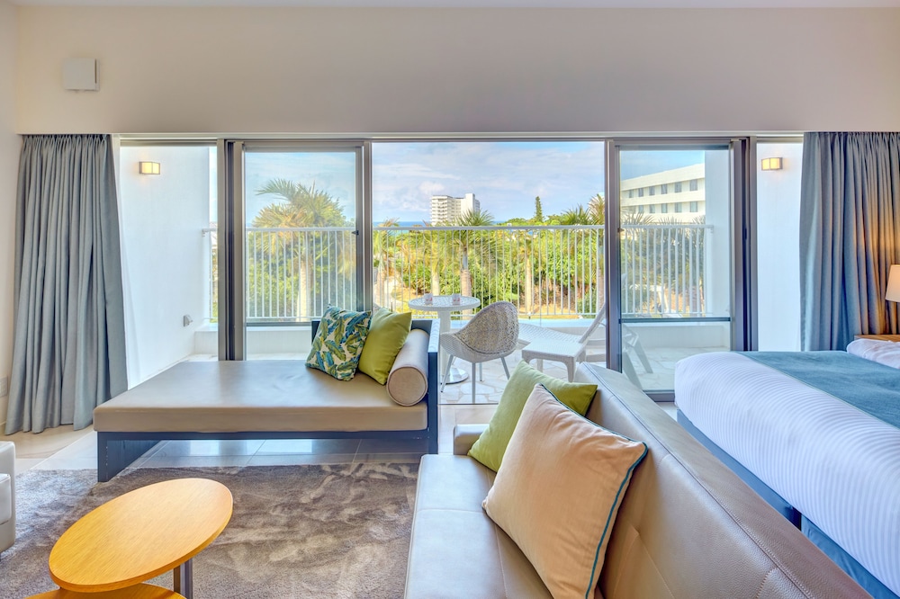 別館 デラックステラスツイン 禁煙 2名利用 客室1 | ロイヤルビューホテル美ら海