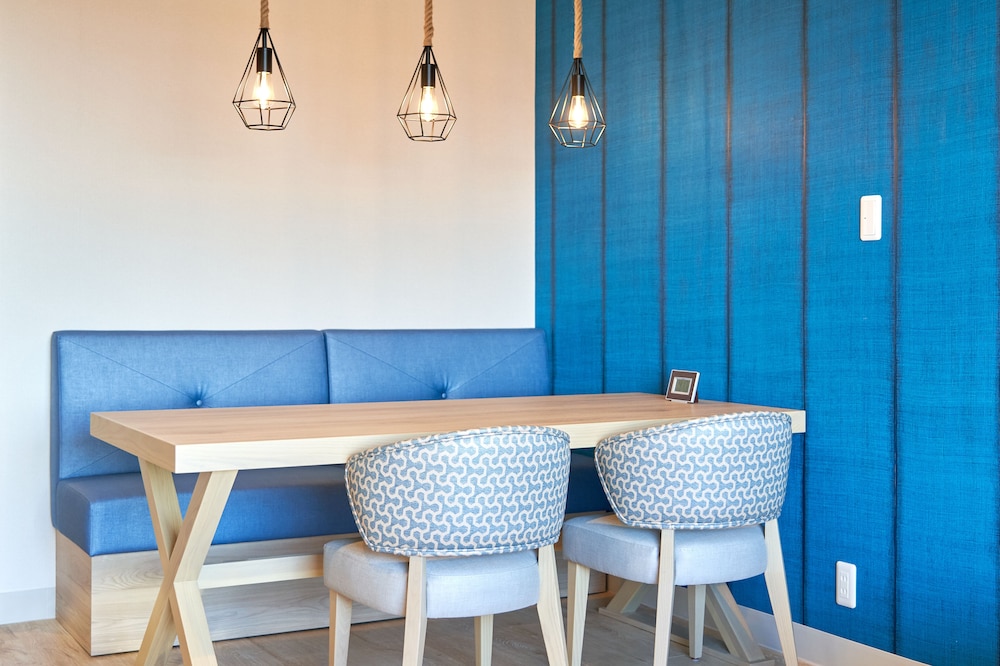 本館 オーシャンファミリールーム (ガーデンウィング) 禁煙 5名利用 客室3 | ロイヤルビューホテル美ら海