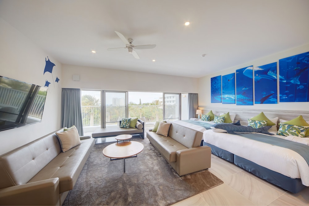 別館 デラックステラスツイン 禁煙 7名利用 客室1 | ロイヤルビューホテル美ら海