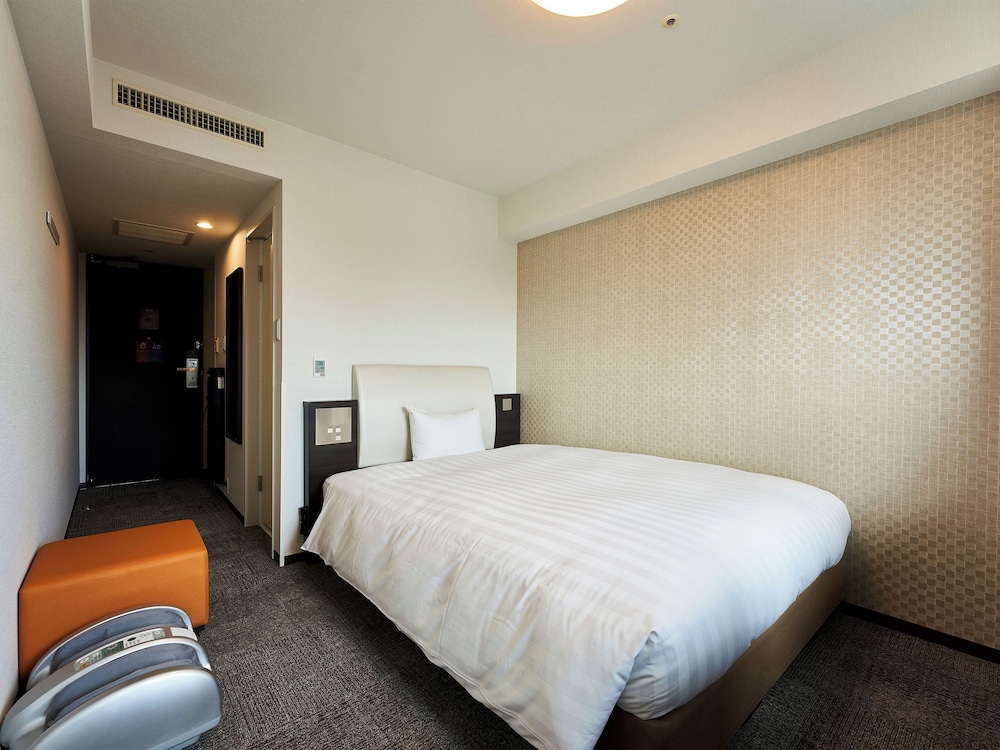 コーナーダブルルーム 禁煙 客室3 | ダイワロイネットホテル川崎