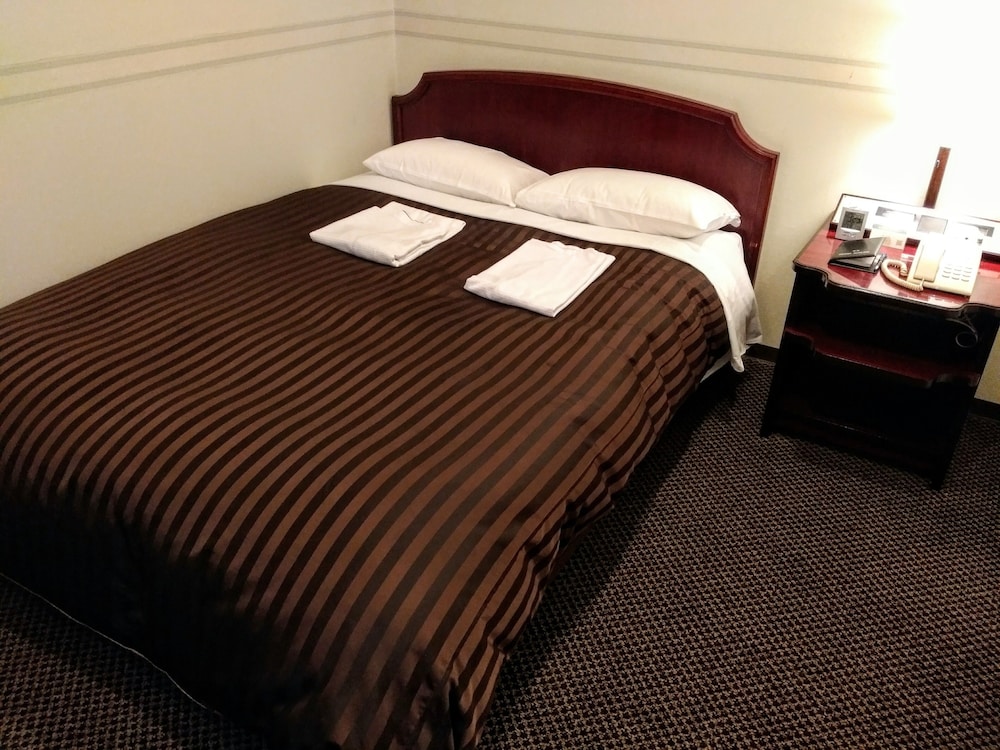 ダブルルーム 禁煙 | ホテル サンライフ