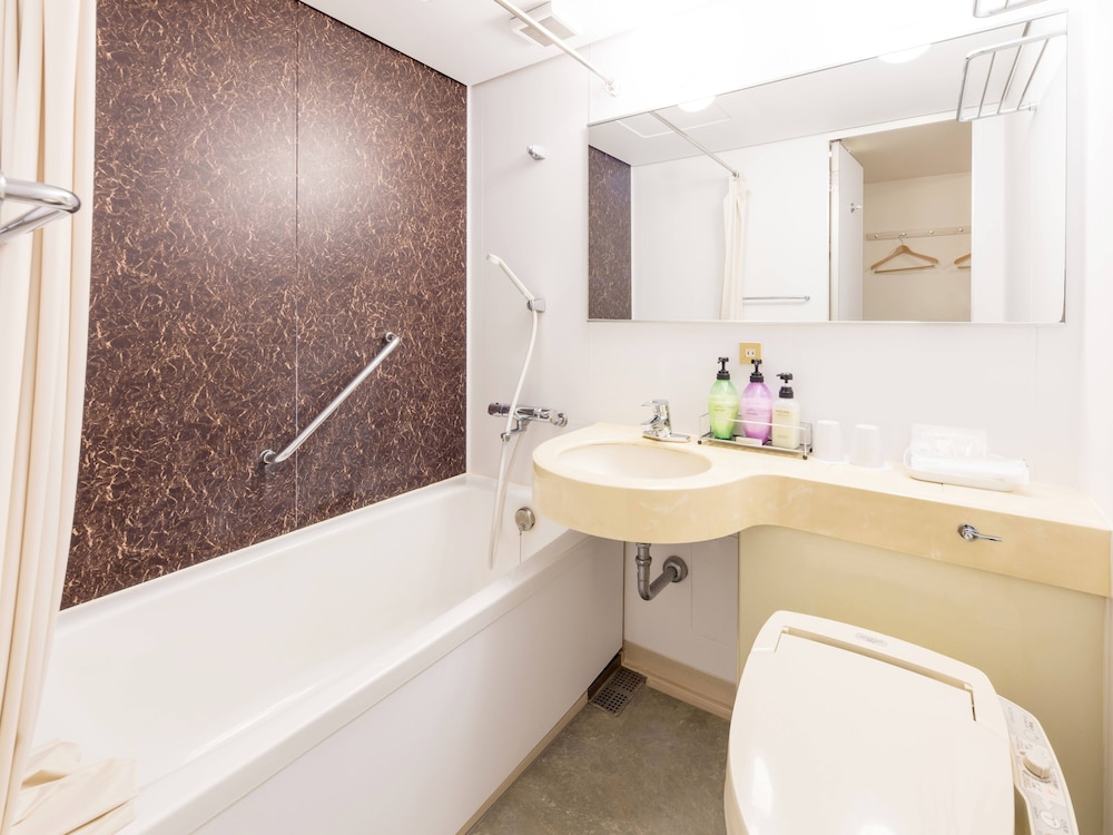 スタンダードツインルーム 禁煙 18平米 バスルーム0 | ニューオーサカホテル