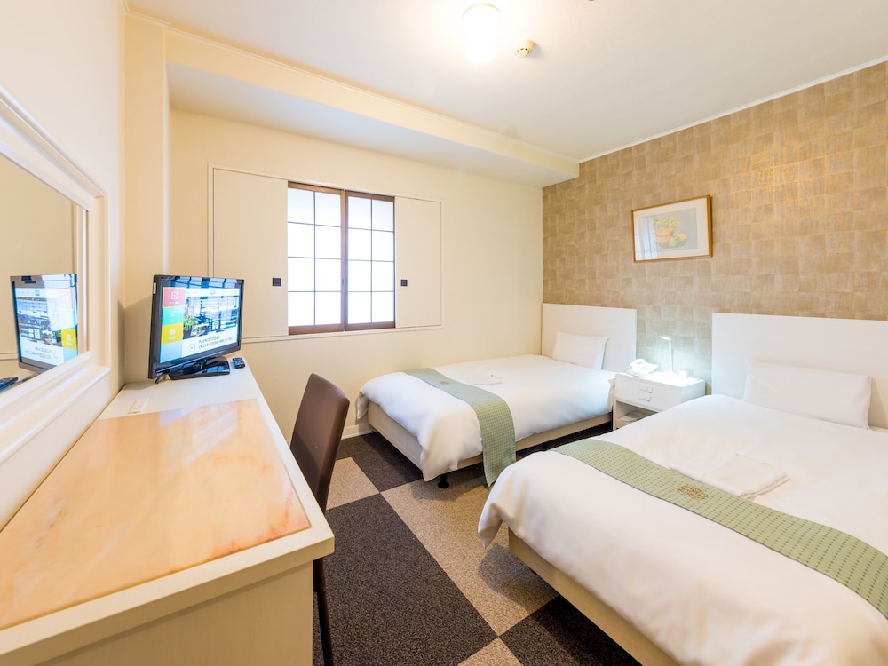 スタンダードツインルーム 禁煙 18平米 | ニューオーサカホテル
