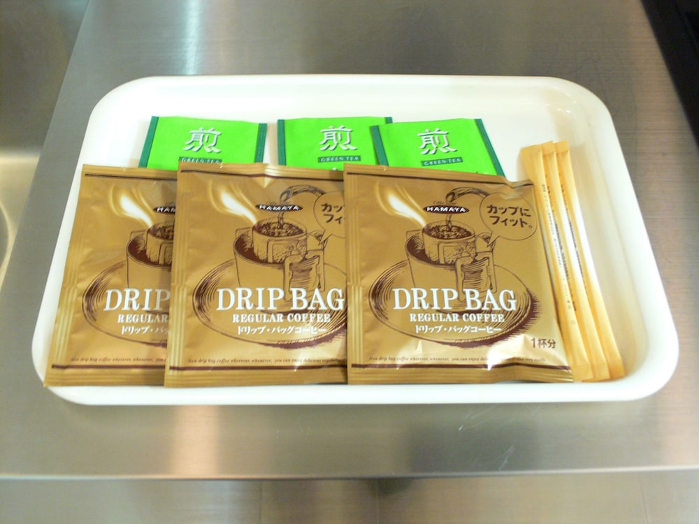 シングルルームダブルサイズベッド 1 台 客室の設備とサービス0 | シティ ホテル N.U.T.S.