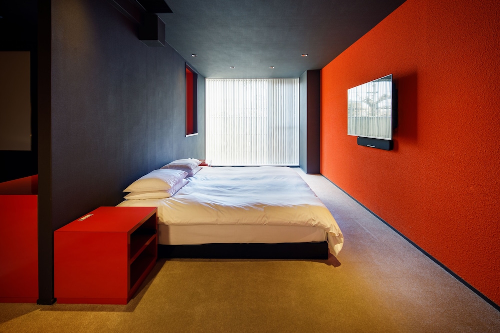 デザイナーズ エグゼクティブ スイートルーム 客室5 | ザ・スクリーン