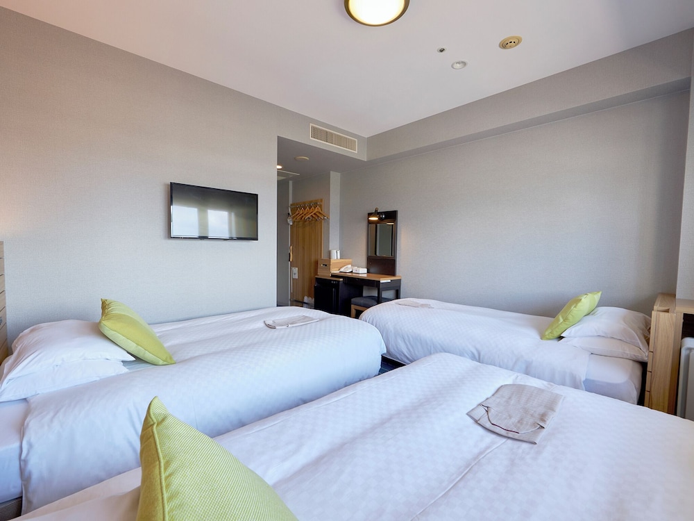 スタンダード トリプルルーム 禁煙 客室3 | ハートンホテル西梅田