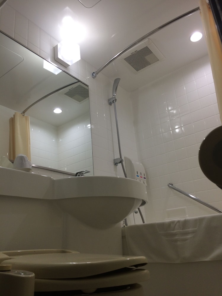 ベーシック ダブルルーム ダブルベッド 1 台 バスルーム0 | 浦安ビューフォートホテル