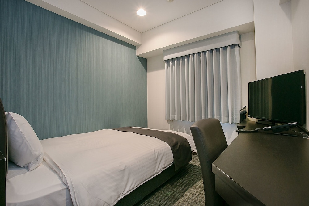 セミダブルルーム 禁煙 (2名利用限定） 客室3 | マースガーデンホテル博多