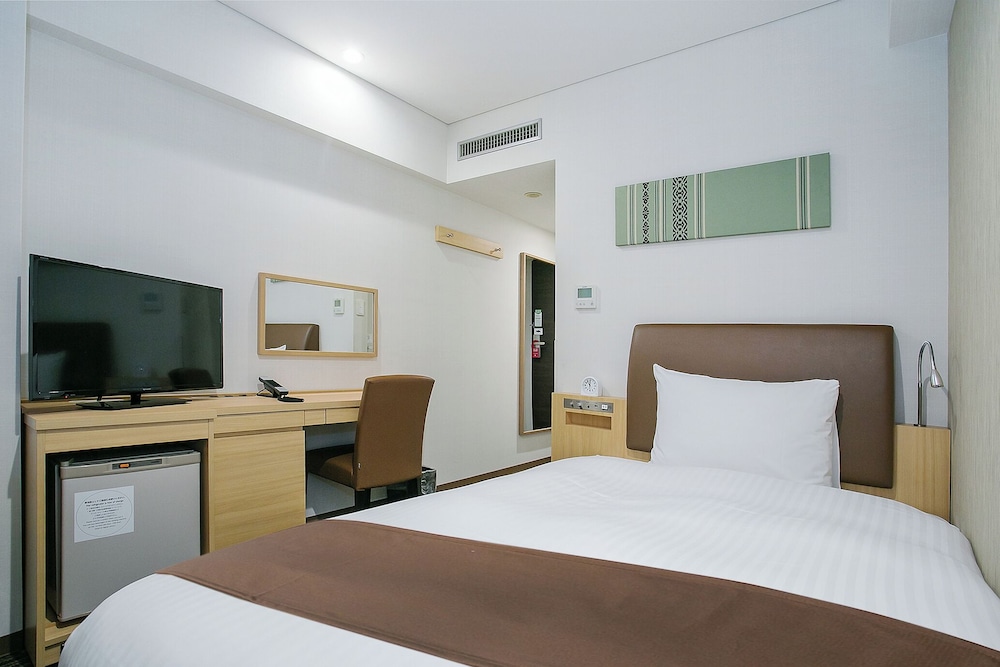 [16時イン−9時アウト]セミダブルルーム　禁煙 (2名利用限定) 客室1 | マースガーデンホテル博多