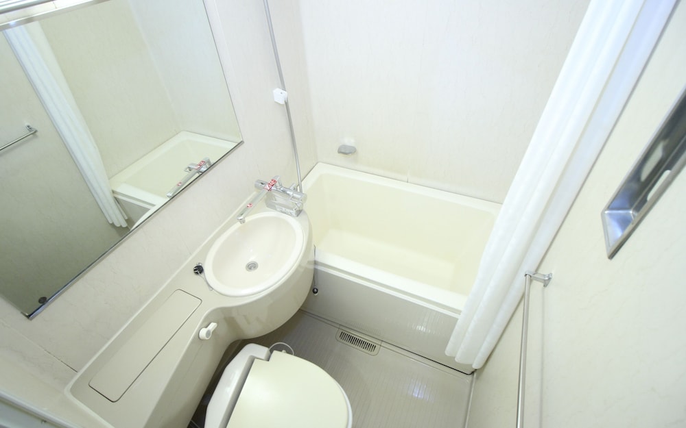 セミダブルルーム 喫煙可 バスルーム0 | ホテルクライトン新大阪