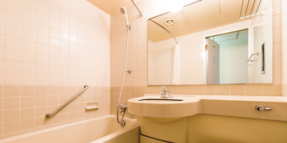 セミダブルルーム 喫煙可 バスルーム2 | ホテルクライトン新大阪