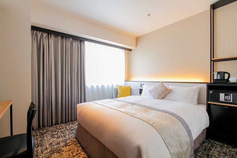 スーペリア ルーム ダブルベッド 1 台 禁煙 浴槽 客室5 | ベストウェスタンプラス名古屋栄