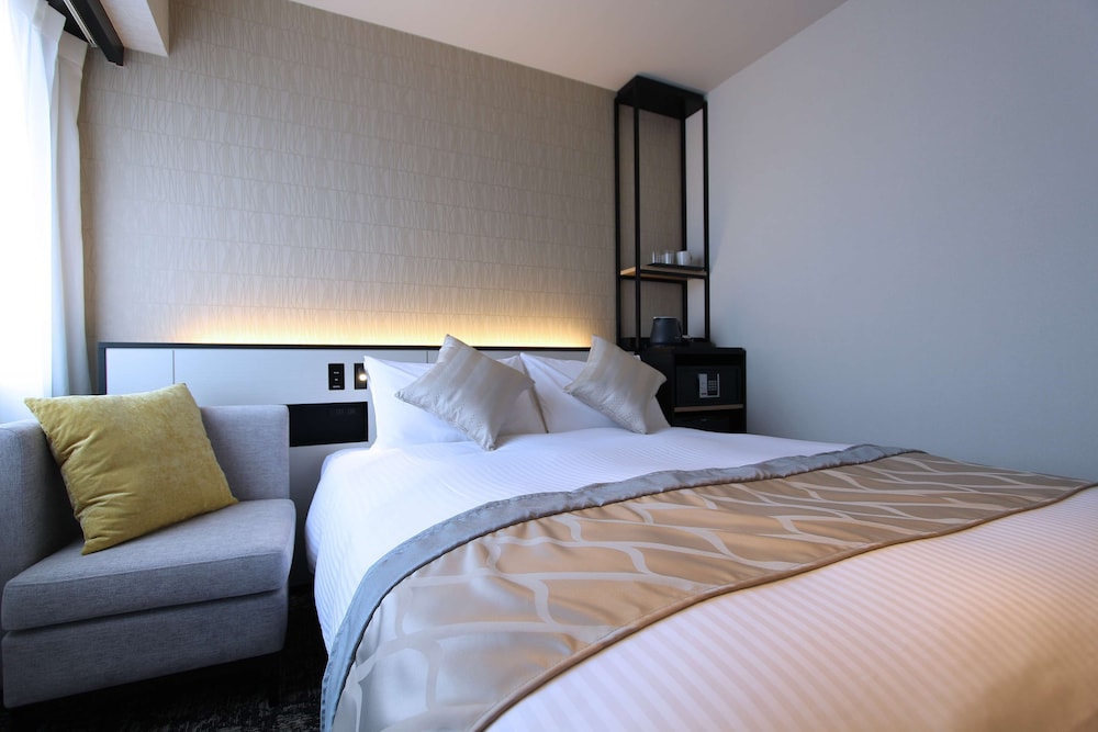 スーペリア ルーム ダブルベッド 1 台 禁煙 浴槽 客室4 | ベストウェスタンプラス名古屋栄