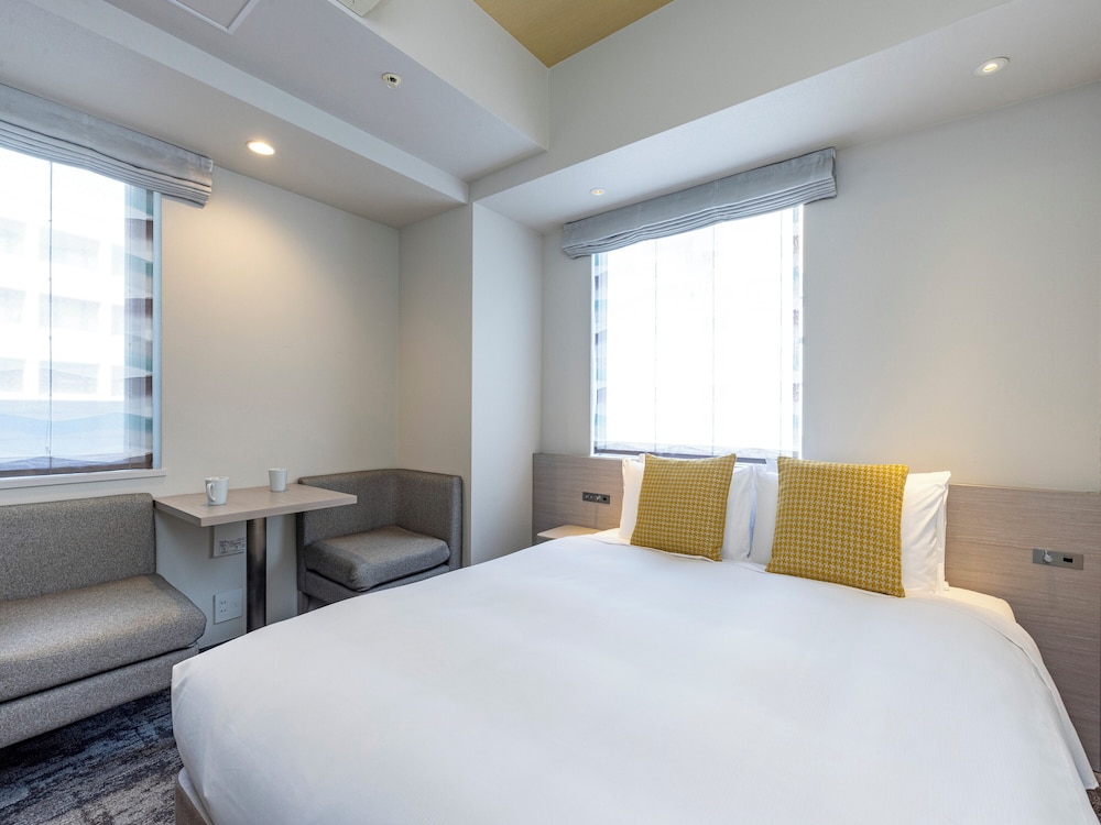 Residential Double Room for 2 People / Washer-Dryer | 東急ステイ 水道橋