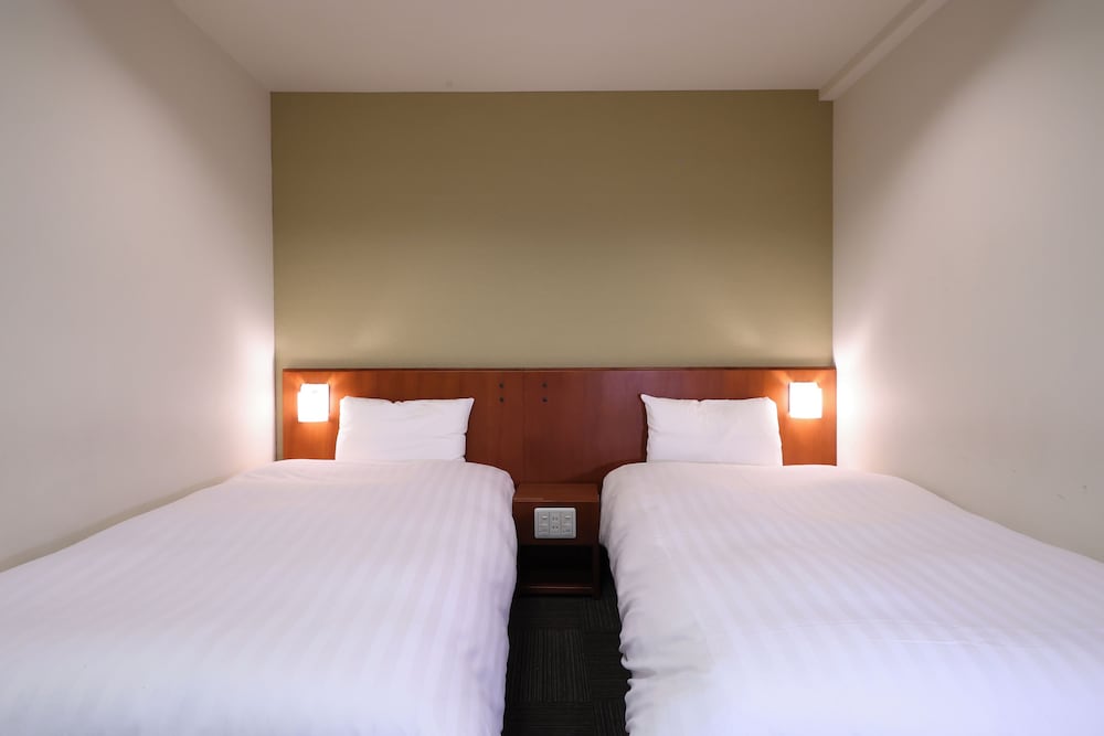 ツインルーム 禁煙 客室2 | 天然温泉 梓の湯 ドーミーイン松本