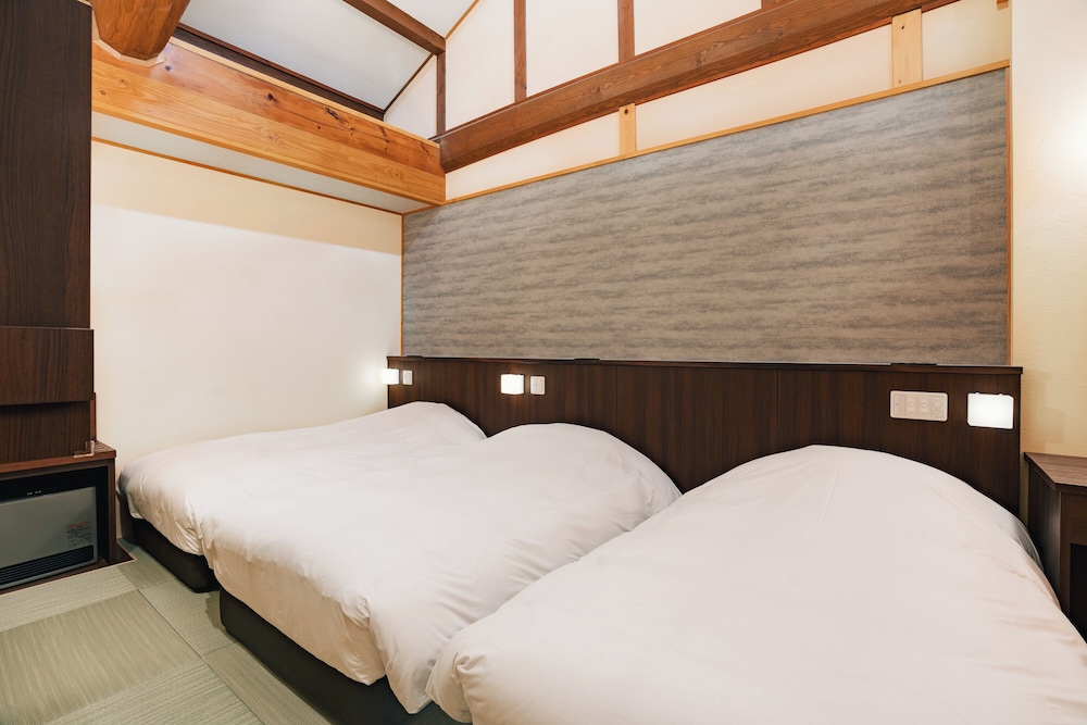 リニューアル[露天風呂付離れ] 別棟 姫子松の抄…51平米禁煙 | 匠の宿　深山桜庵