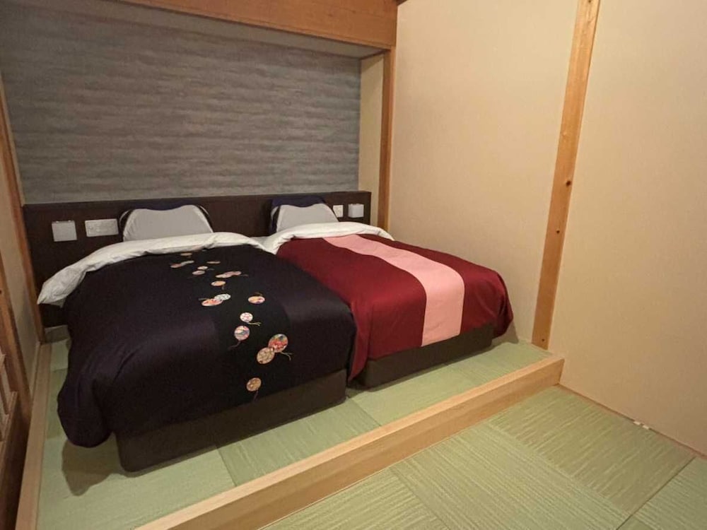 [露天風呂付離れ] 別棟 姫子松の抄…51平米禁煙 客室8 | 匠の宿　深山桜庵