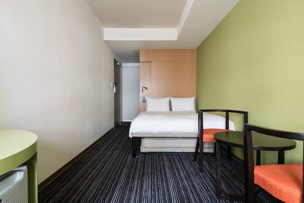 デラックス ダブルルーム 禁煙 | the b 池袋