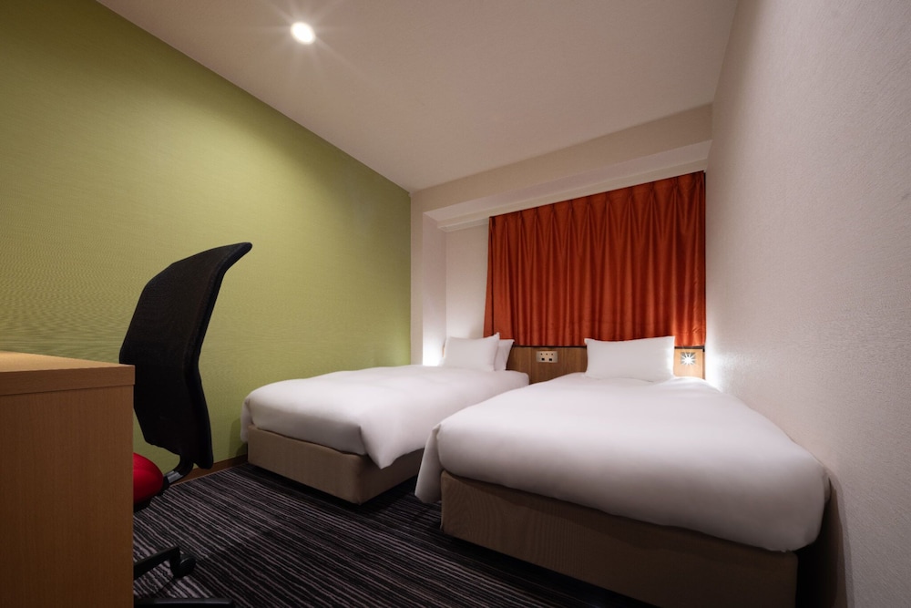 スーペリア ツインルーム 禁煙 客室3 | the b 池袋