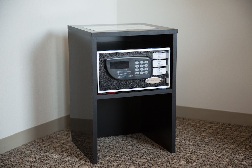 禁煙 ダブルルーム (13.7平米)(ベッド幅140センチ) セーフティボックス0 | 大阪 東急REIホテル