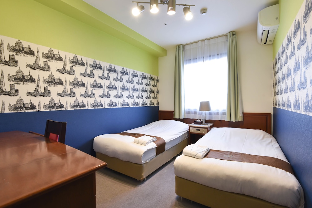 ツインルーム 禁煙 客室1 | ニュー オーサカ ホテル心斎橋