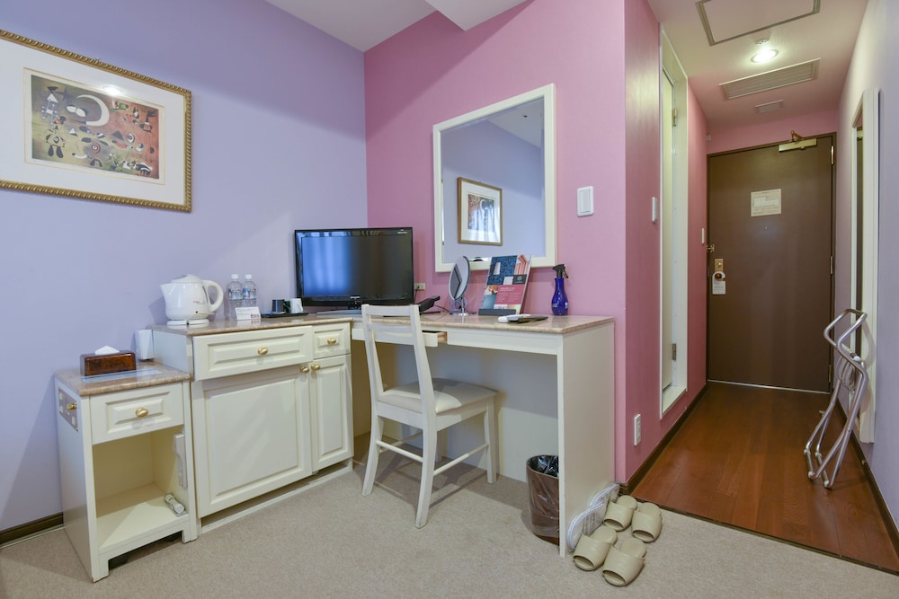 エコノミー ダブルルーム 女性限定 禁煙 客室1 | ニュー オーサカ ホテル心斎橋