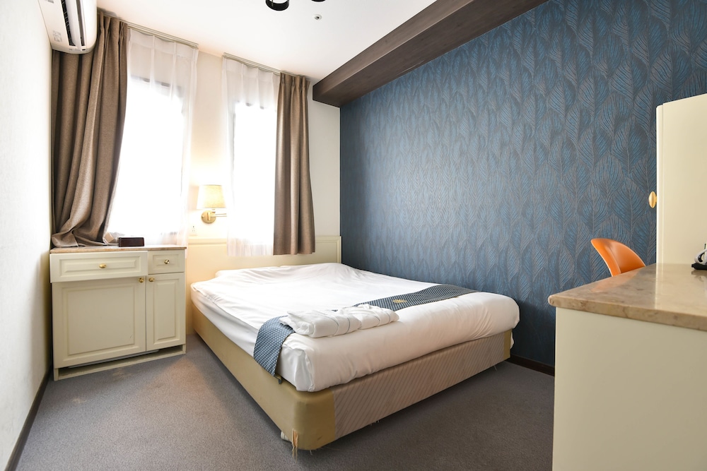 ダブルルーム 禁煙 客室3 | ニュー オーサカ ホテル心斎橋