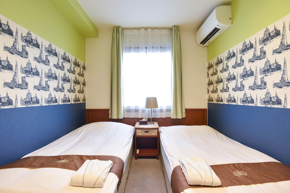 ツインルーム 禁煙 客室2 | ニュー オーサカ ホテル心斎橋