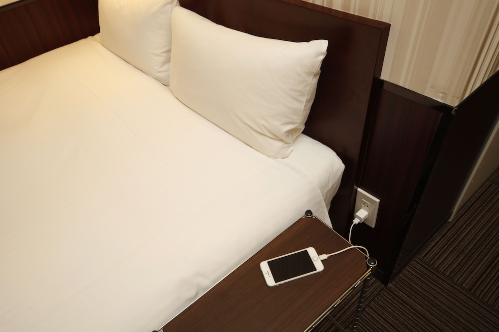 エコノミー ダブルルーム 喫煙可 (Unit Bath) 客室2 | ホテル ヒラリーズ