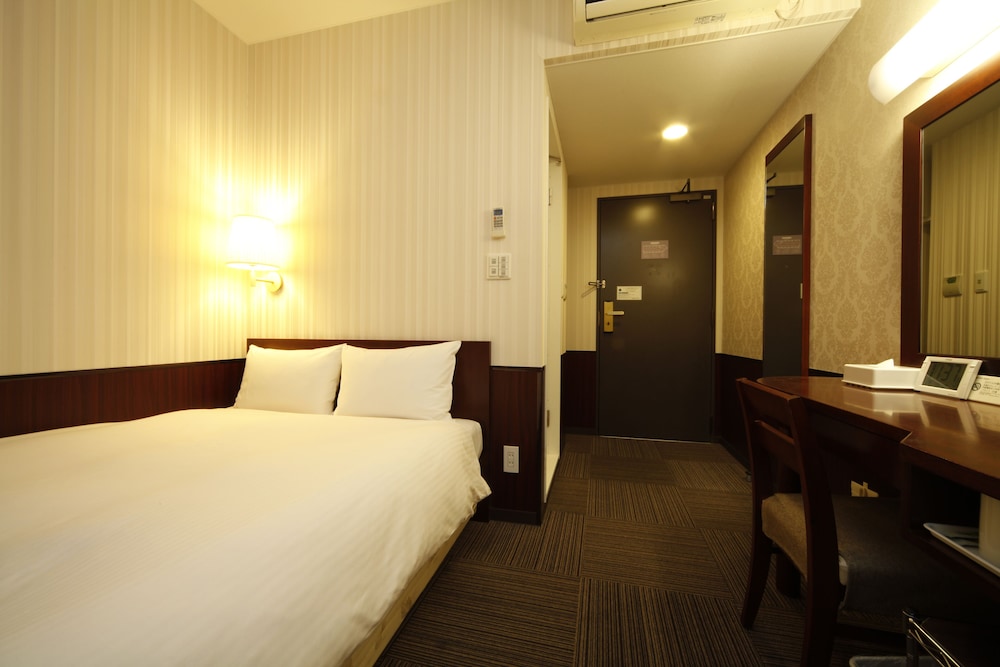 エコノミー ダブルルーム 喫煙可 (Unit Bath) | ホテル ヒラリーズ