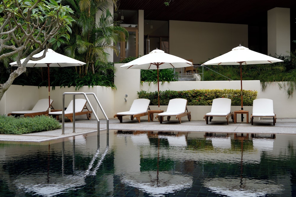 ザ・ナハテラス