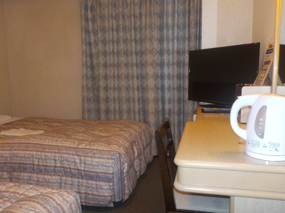 スタンダード ツインルーム 喫煙可 客室1 | ホテルクラウンヒルズ小倉