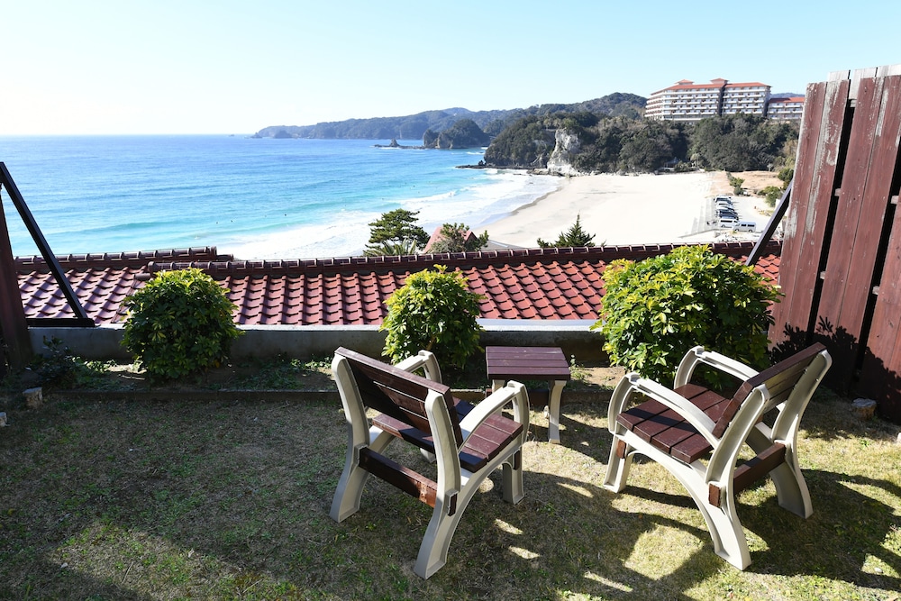 和室50sqm（畳10畳）　禁煙　ビーチビュー ビーチ / オーシャン ビュー0 | 下田大和館