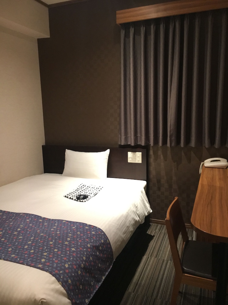 客室1 | 上野 東金屋ホテル 客室1 | 上野 東金屋ホテル