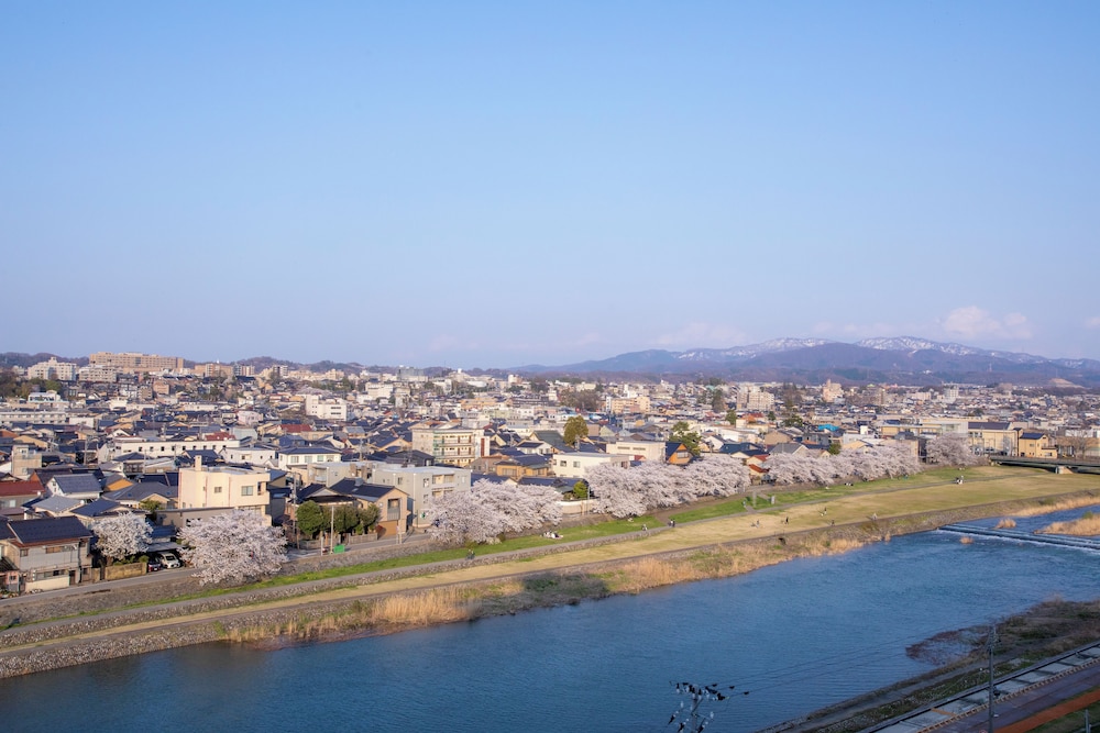 ジュニア スイート 客室7 | 金沢の宿 由屋るる犀々