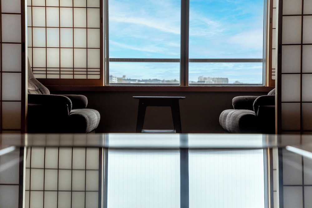 スイート 古代紫 客室5 | 金沢の宿 由屋るる犀々