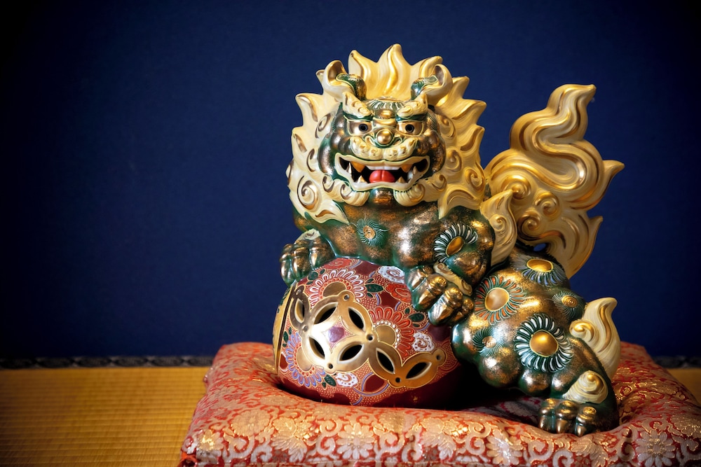 スイート 古代紫 客室6 | 金沢の宿 由屋るる犀々