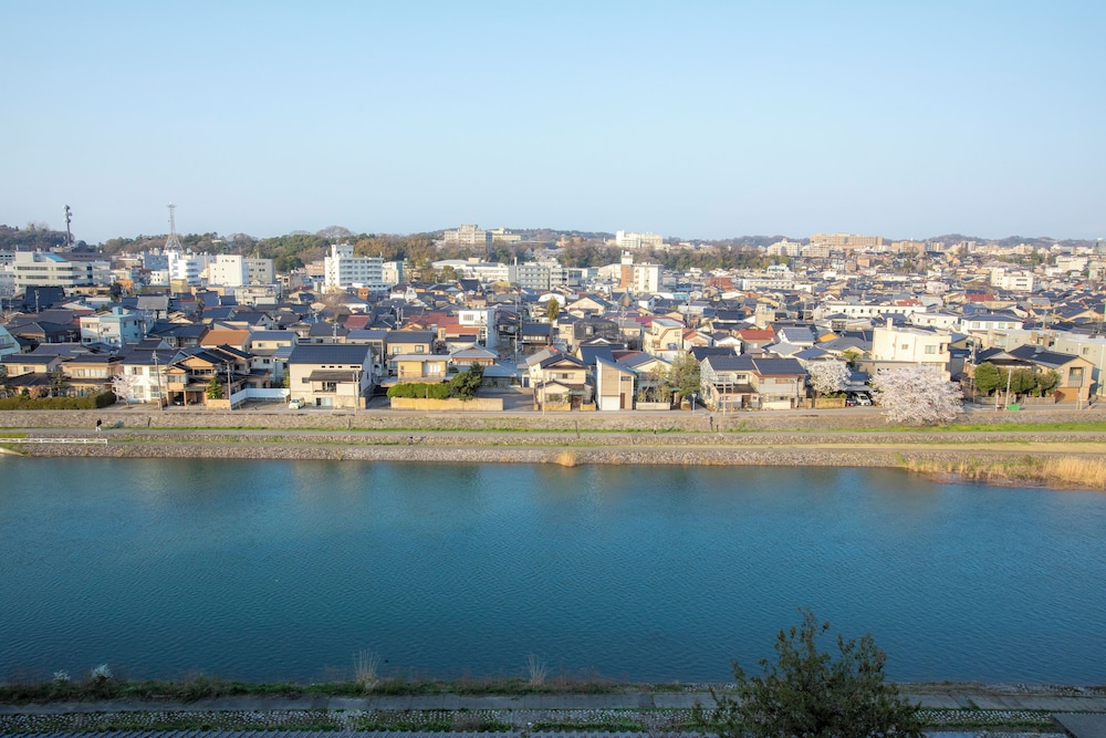 ジュニア スイート 客室6 | 金沢の宿 由屋るる犀々