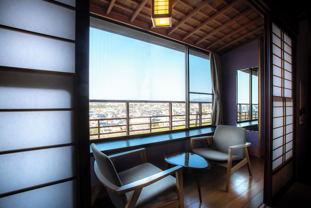 ジュニア スイート 客室2 | 金沢の宿 由屋るる犀々