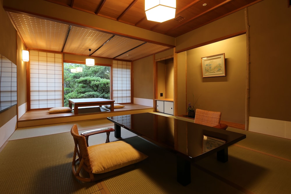 露天風呂付客室　桜 | 城崎温泉 西村屋本館