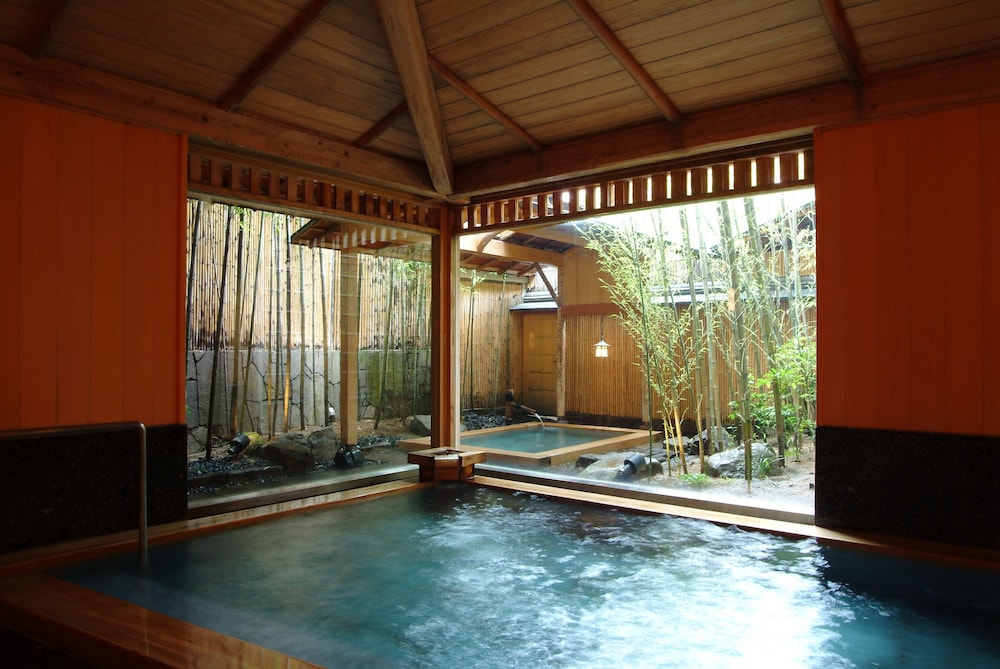 大浴場1 | 城崎温泉 西村屋本館