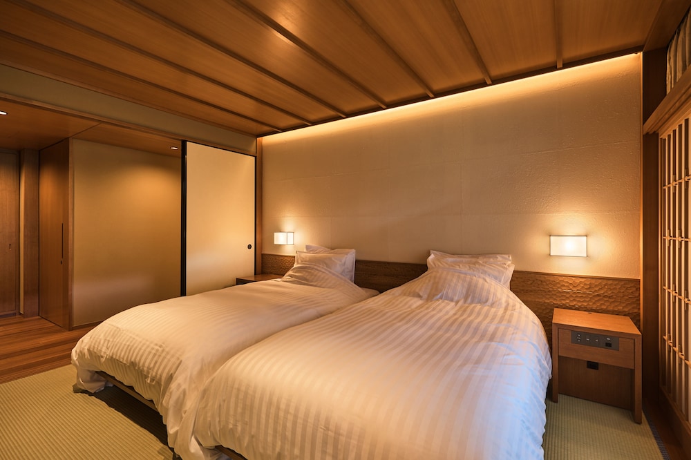 和洋室 客室2 | 城崎温泉 西村屋本館