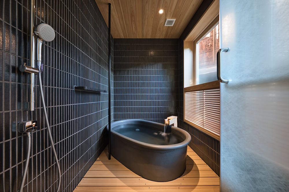 和洋室 客室3 | 城崎温泉 西村屋本館