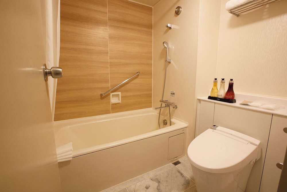 ジュニア スイート 禁煙 バスルーム0 | 軽井沢プリンスホテル ウエスト