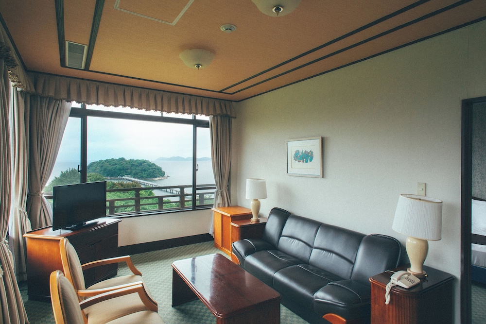 スイート オーシャンビュー | 蒲郡クラシックホテル